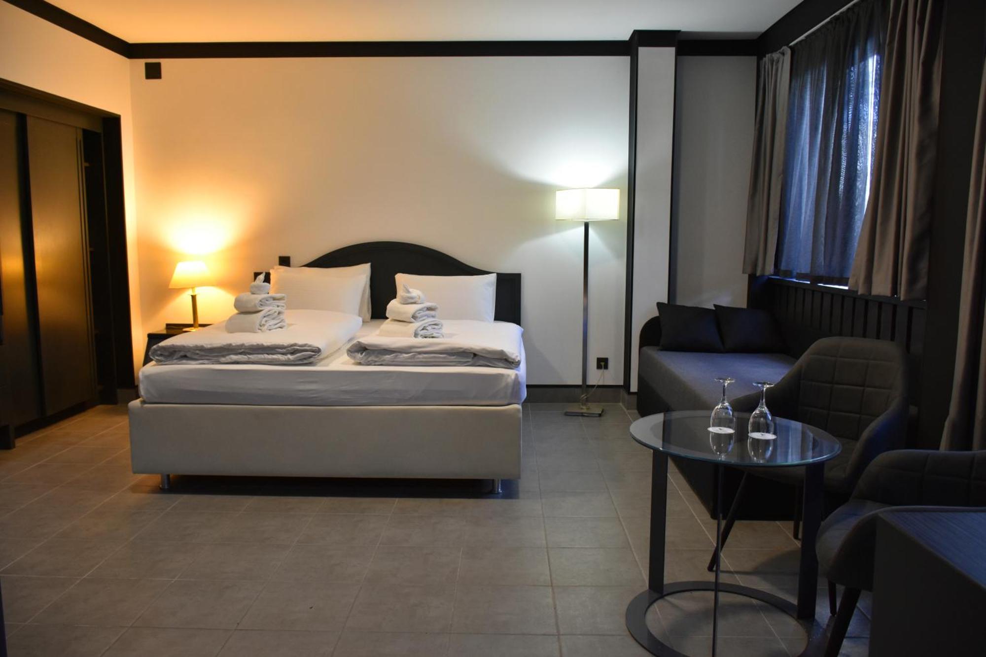 Tibet Hotel Am Airport Duesseldorf-Ράτινγκεν Εξωτερικό φωτογραφία