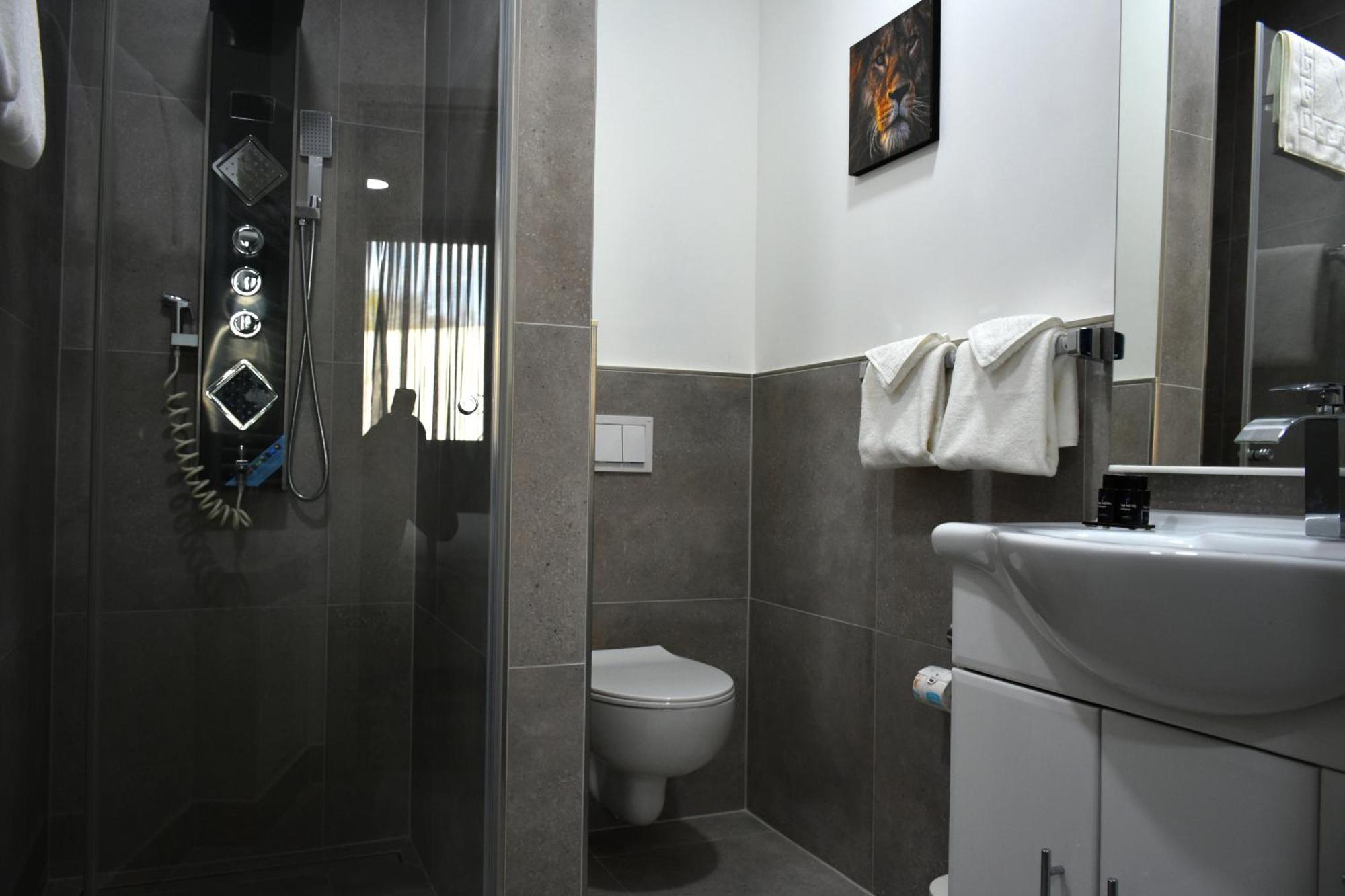 Tibet Hotel Am Airport Duesseldorf-Ράτινγκεν Εξωτερικό φωτογραφία